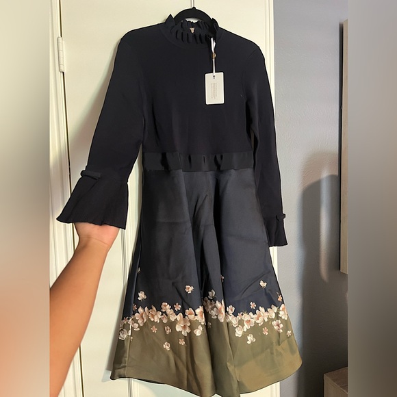 Ted Baker Floral Dress NWT size 3 (US size 8) - Picture 1 of 6